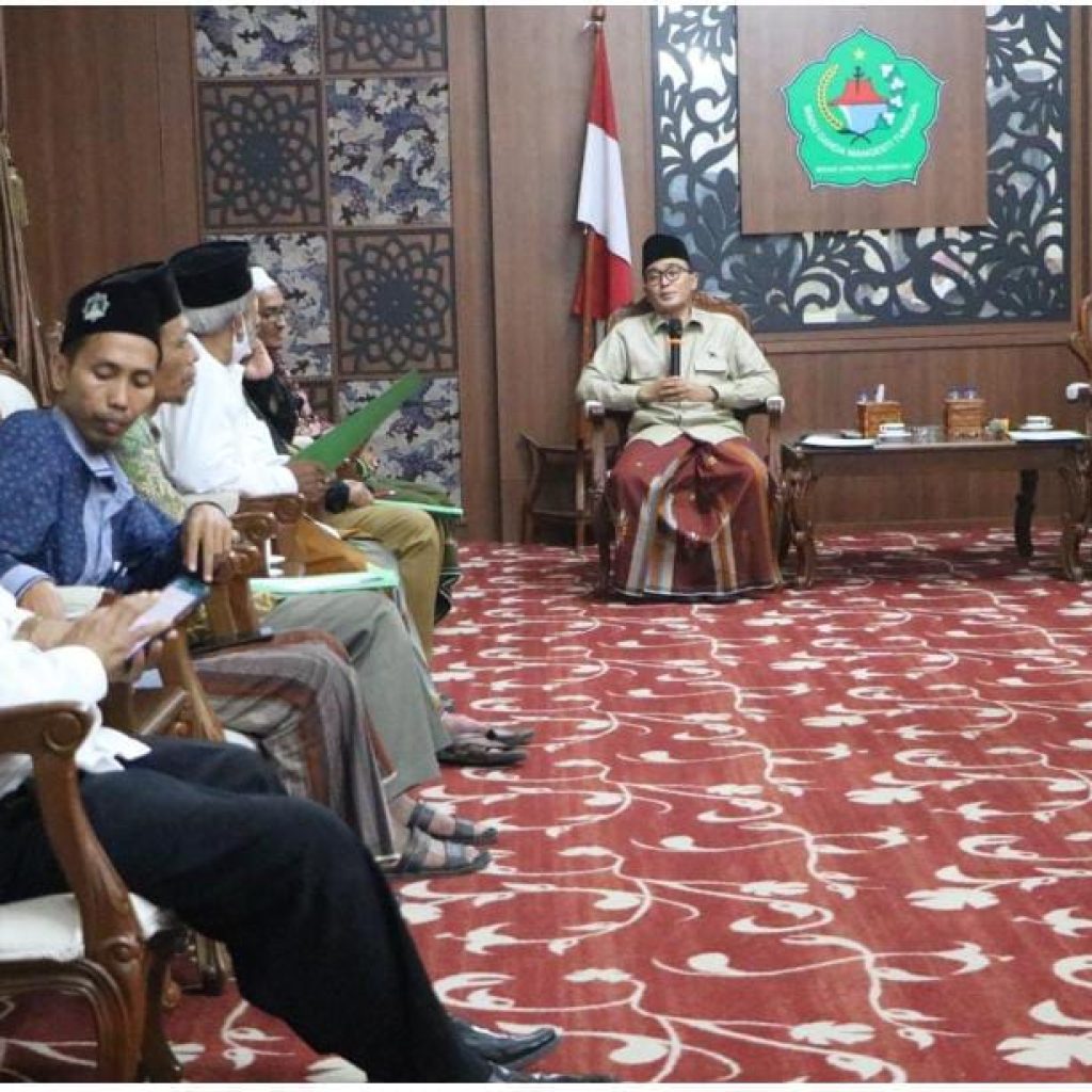 Ramadhan 1144 H Bupati Pamekasan Hibahkan 1.500 Mushaf Alqur’an 