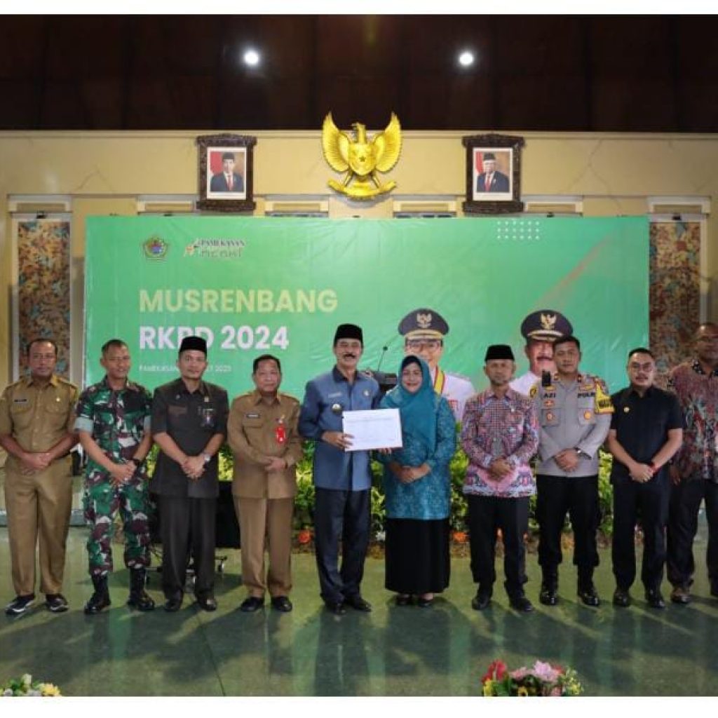 PEMKAB PAMEKASAN HADIRI MUSRENBANG DAN KUNCINYA KIS(KOORDINASI, INTEGRASI, SINKRONISASI).