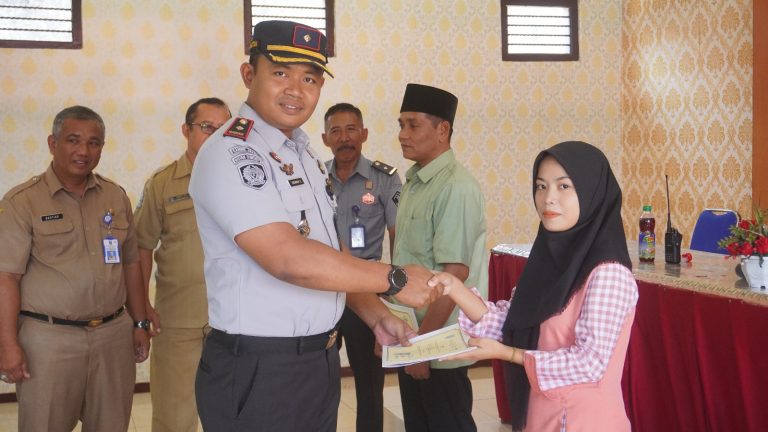 Ikuti Pelatihan 1 Bulan, Warga Binaan Rutan Sumenep Dapatkan Sertifikat Menjahit