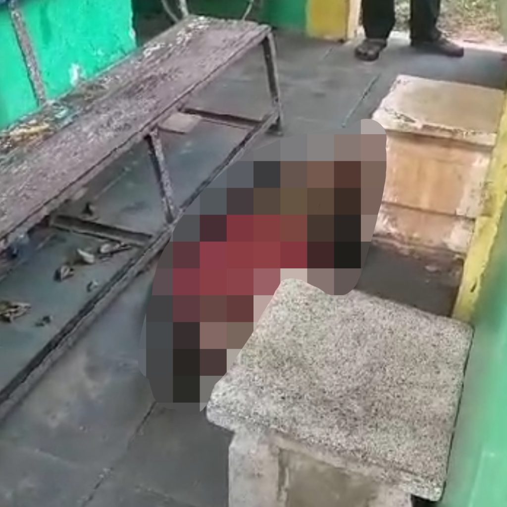 Mayat laki-laki Ditemukan Tergeletak, Di Taman Bunga adipuara Sumenep