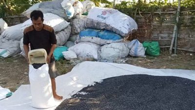 Pengolahan Rongsokan limbah Plastik Dimojokerto, Diduga Tak Mengantongi Izin