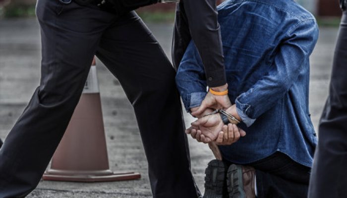 Heboh! Polisi Gerebek Lokasi yang Diduga Jadi Tempat Perjudian di Desa Torbang