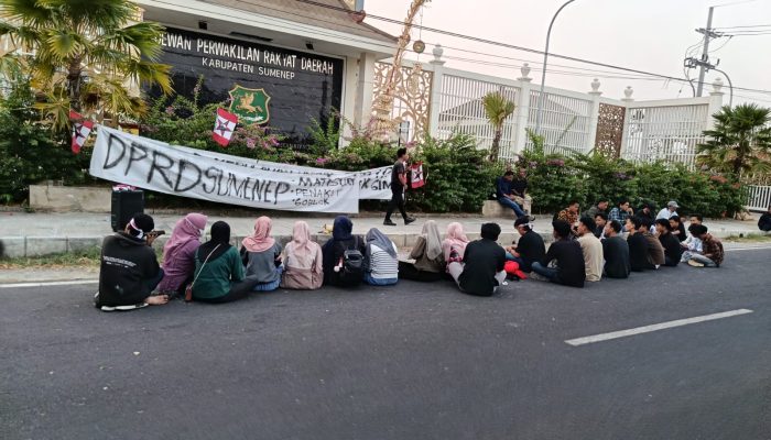 Gelar Mimbar Rakyat di DPRD, GMNI dan BEM Sumenep Tolak Nama Sumenep Kepulauan dan Tagih Janji Migas untuk Rakyat